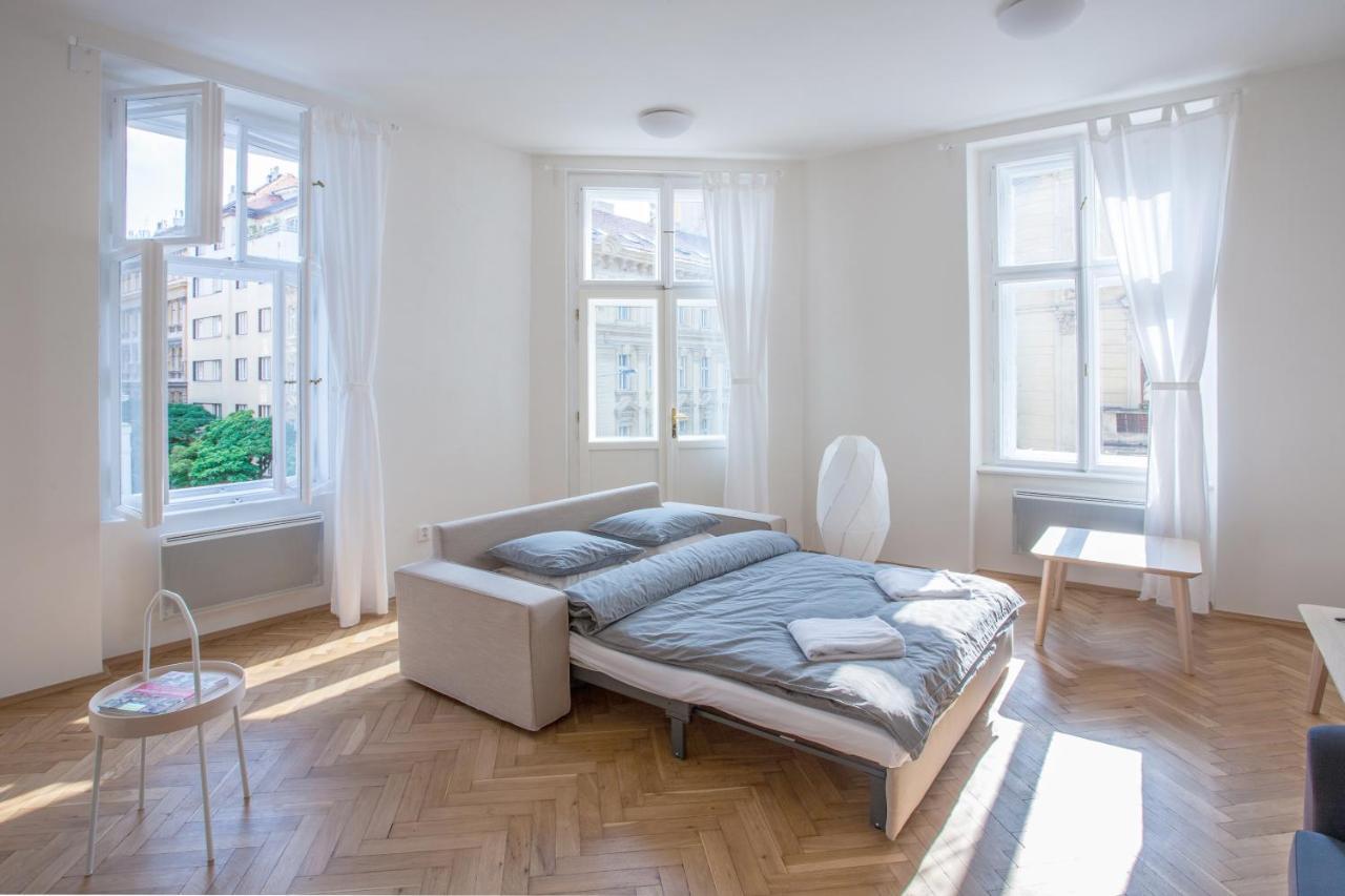 Rezidence Rumunská Praga Esterno foto